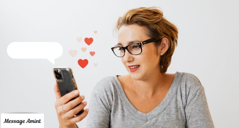 Flirty Responses to "How's Your Day Going by, A girl using cell phone to responce.